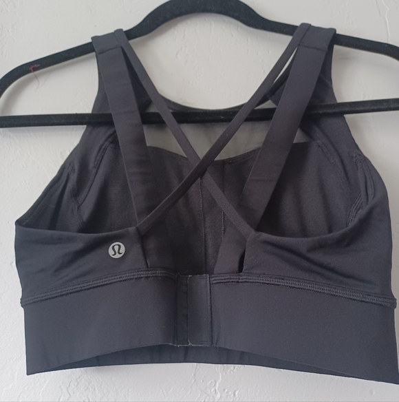 Lululemon Strappy Back Sports Bra-8 - Picture 4 of 8